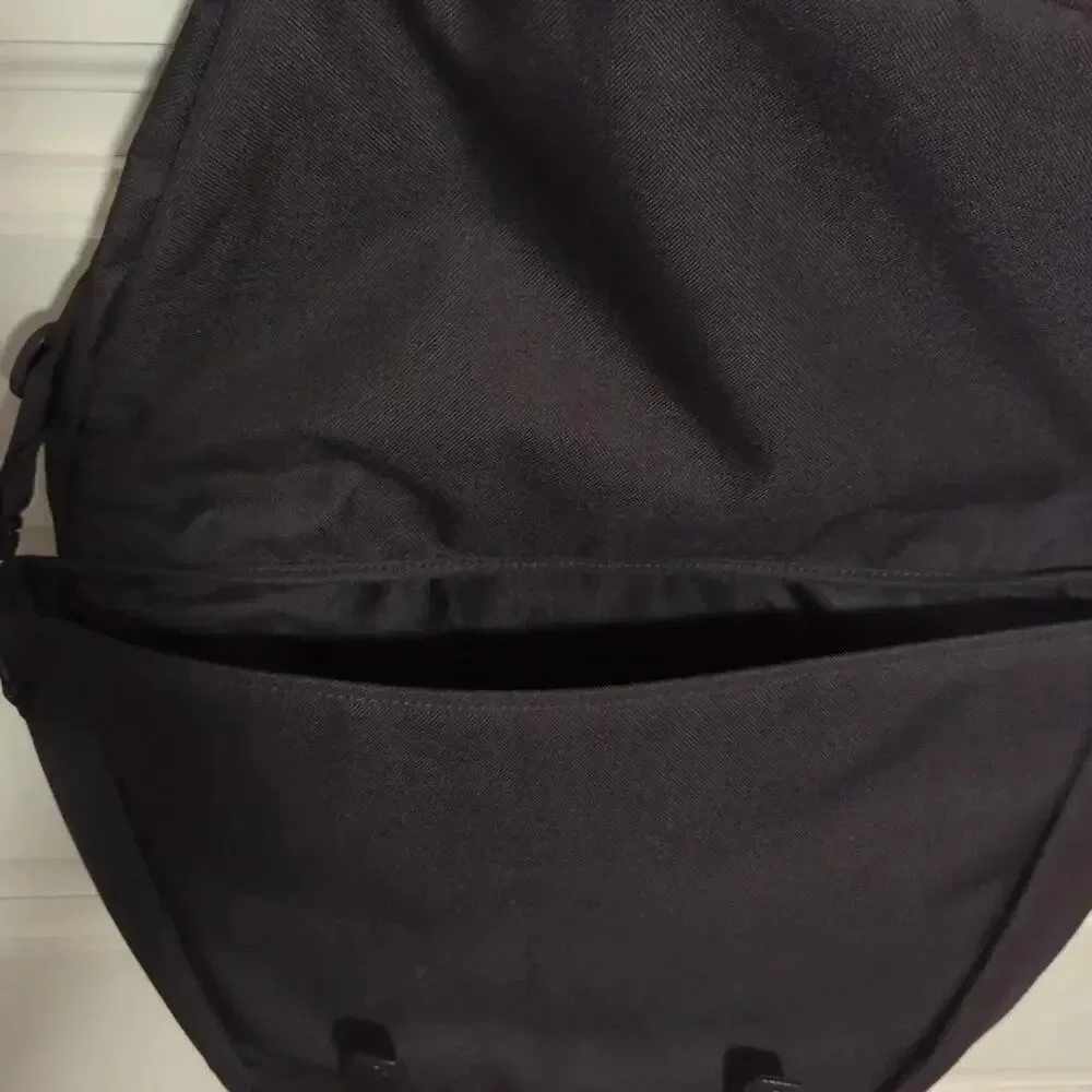 Dustin Adjustable Laptop Crossbody Bag Black